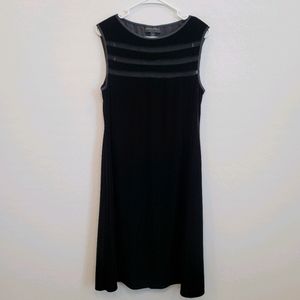 💕 Connected Apparel Black Velvet Dress Size 16